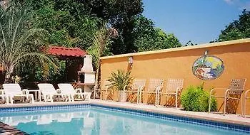 The Pineapple Inn Rincon